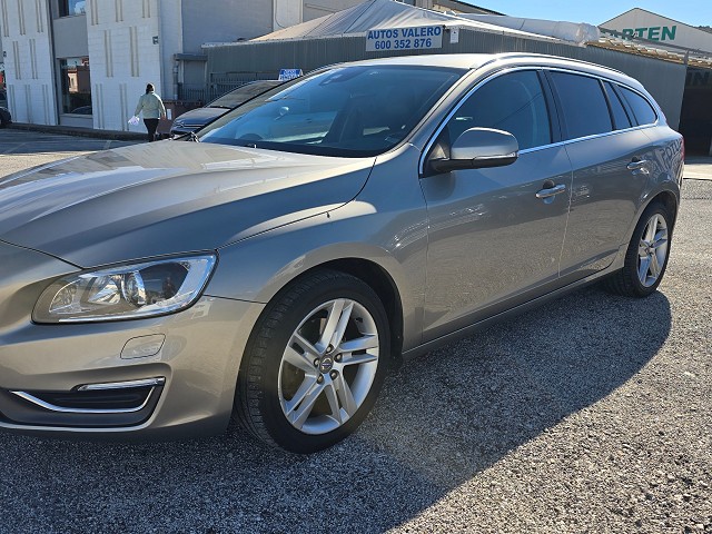 Foto vehiculo VOLVO V60