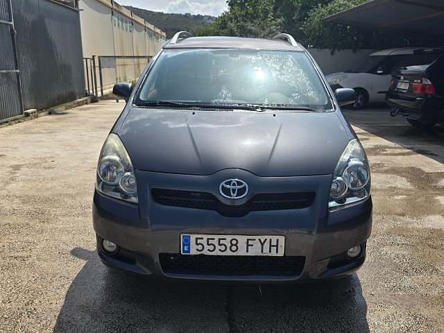 Foto vehiculo TOYOTA COROLLA VERSO