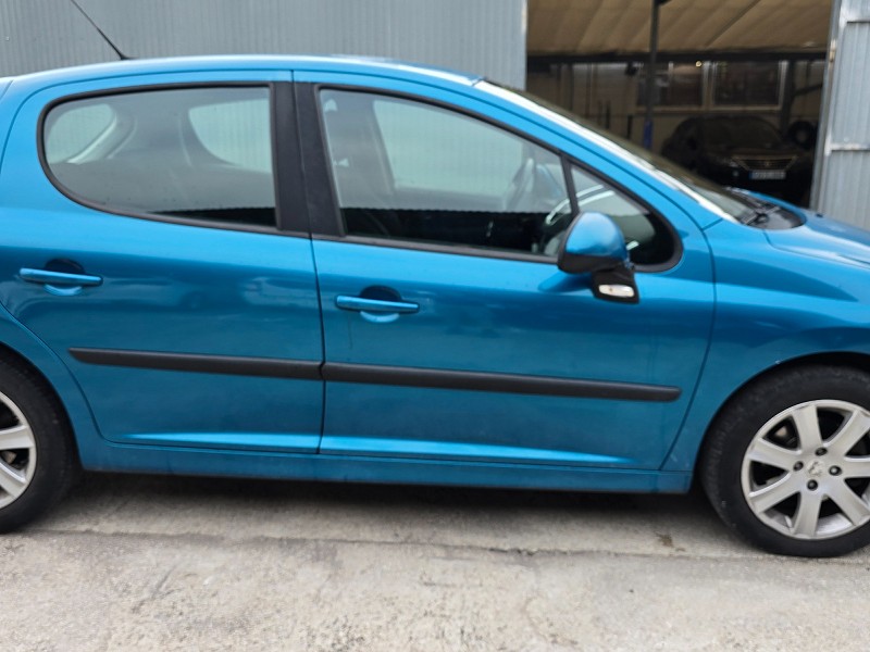 Foto PEUGEOT 207