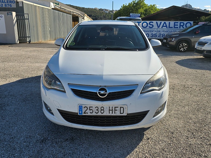 Foto OPEL ASTRA